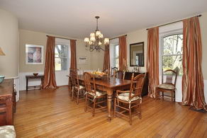 Diningroom - Country homes for sale and luxury real estate including horse farms and property in the Caledon and King City areas near Toronto